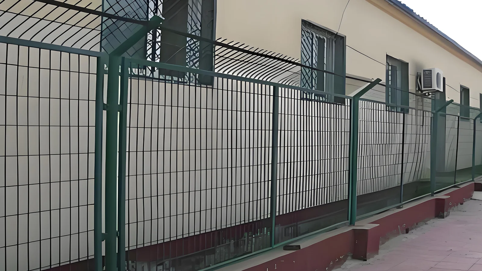 Exploring High-Quality Metal Fencing Products with Fenceful